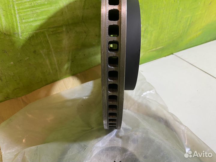 Диск тормозной Mitsubishi Pajero 4 4615A038 Новый