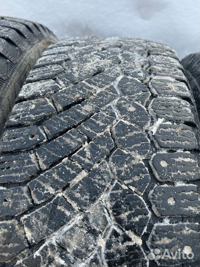 Gislaved Nord Frost 200 225/65 R17 106T