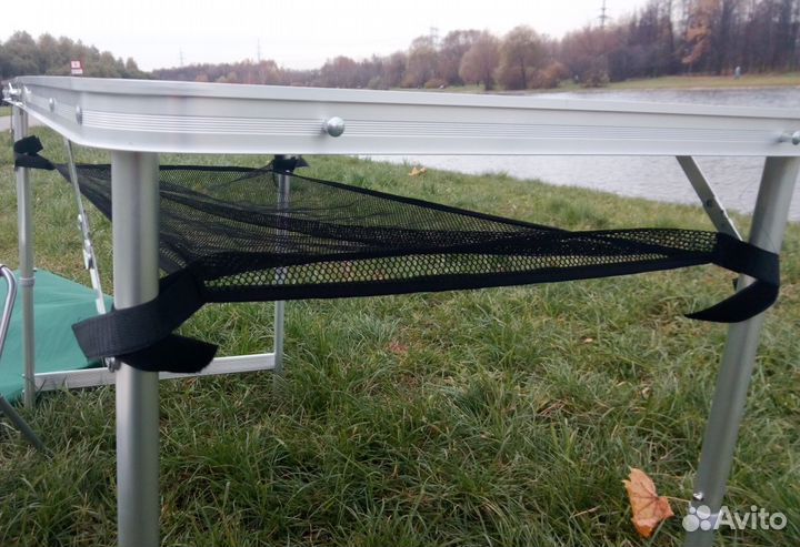 Сетчатая полка под столешницей стола 120х60 см