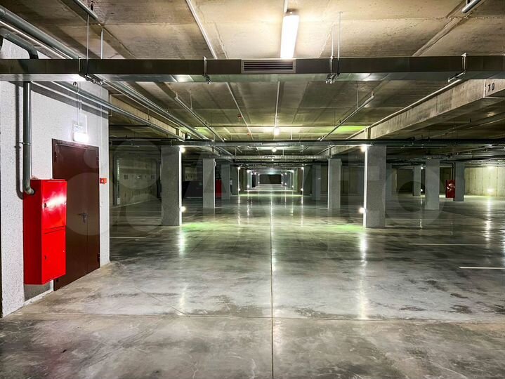 Машиноместо, 13 м²