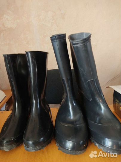 Сапоги резиновые новые