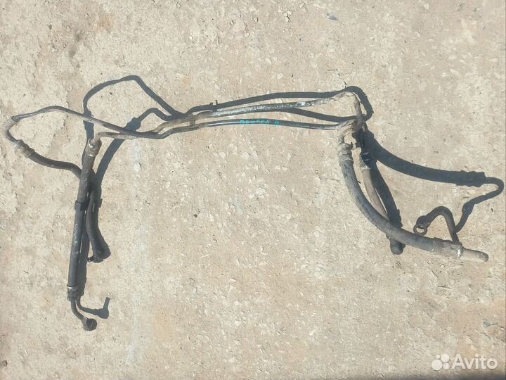 Трубка гура Opel Vectra B