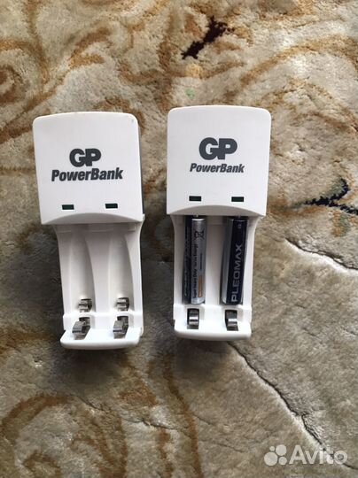 Зарядное устройство GP для батарей