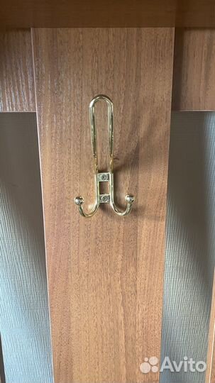 Вешалка в прихожую