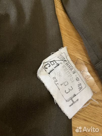 Военная гимнастерка