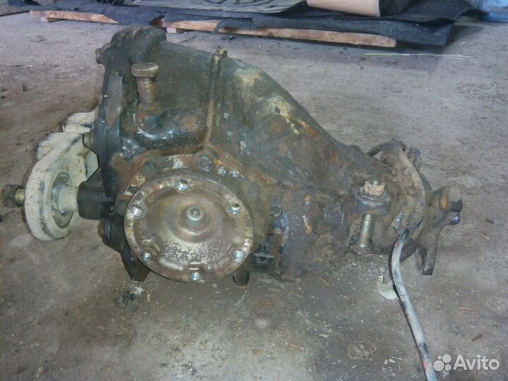 Редуктор от Mercedes W124