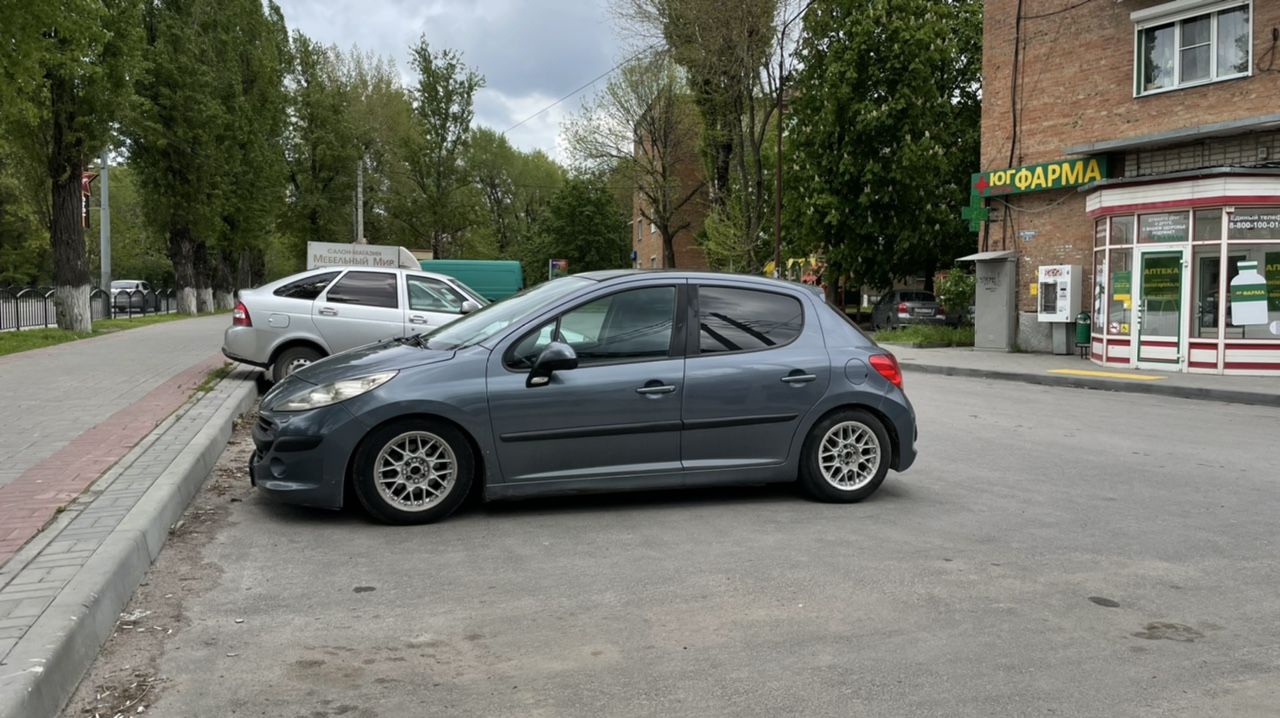 Peugeot 207: фото владельца