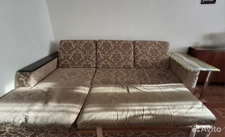 Угловой диван бу