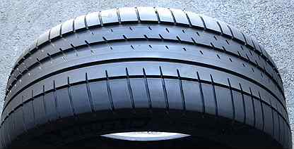 Michelin Pilot Sport 4 245/40 R18