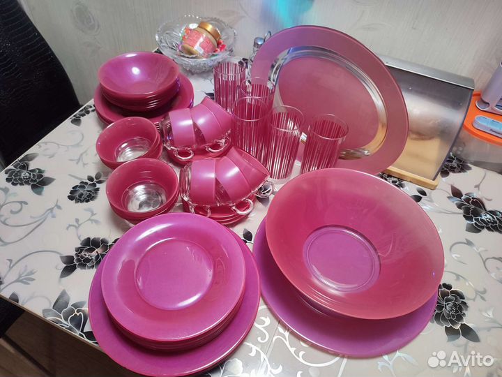 Набор столовой посуды на 6 персон