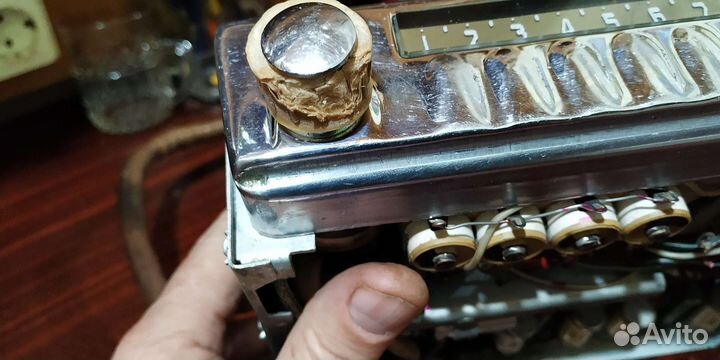 Штатный радиоприемник А-8 на газ -М20 победа