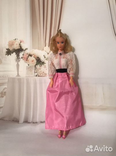 Ballerina barbie 1976 hotsell