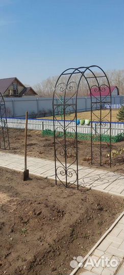 Арка садовая