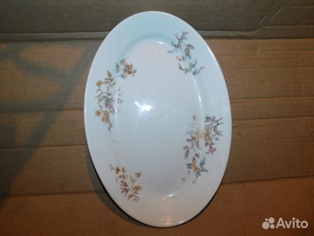 Антикварная,красивая, фарфоровая селедочница ри