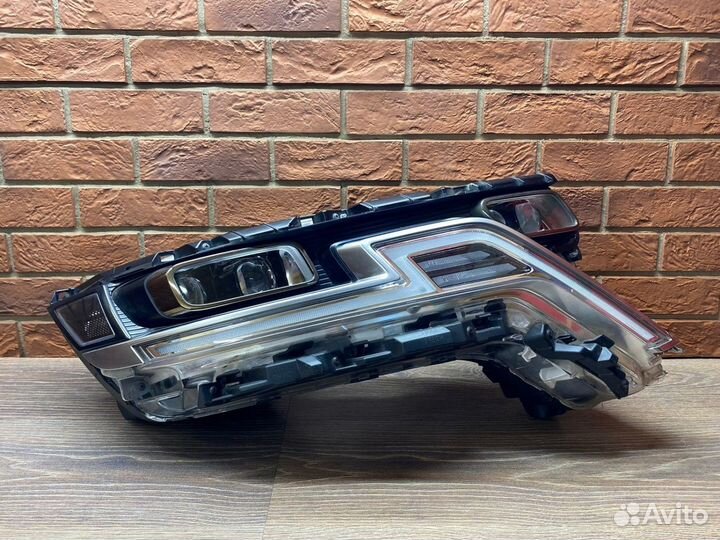 Фара правая Kia Carnival 2020+ LED Линза