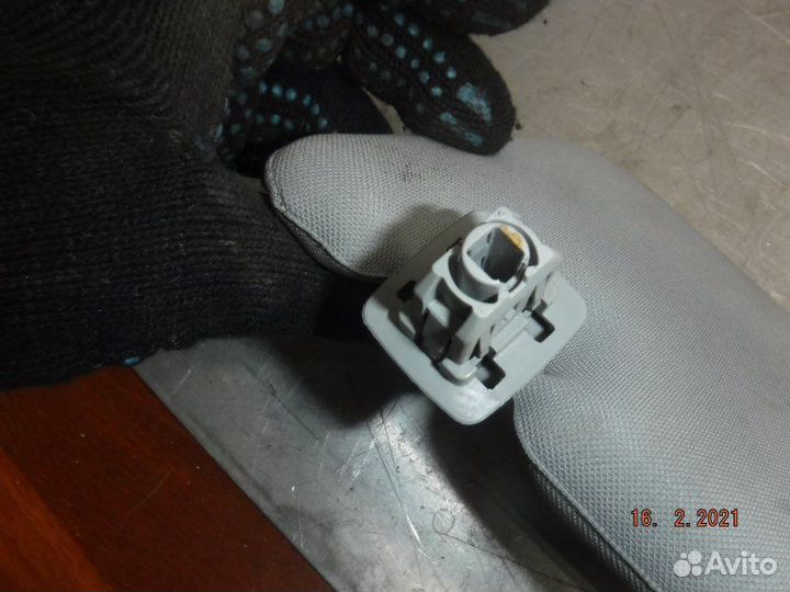 Козырек солнцезащитный правый Toyota Camry 50 2AR