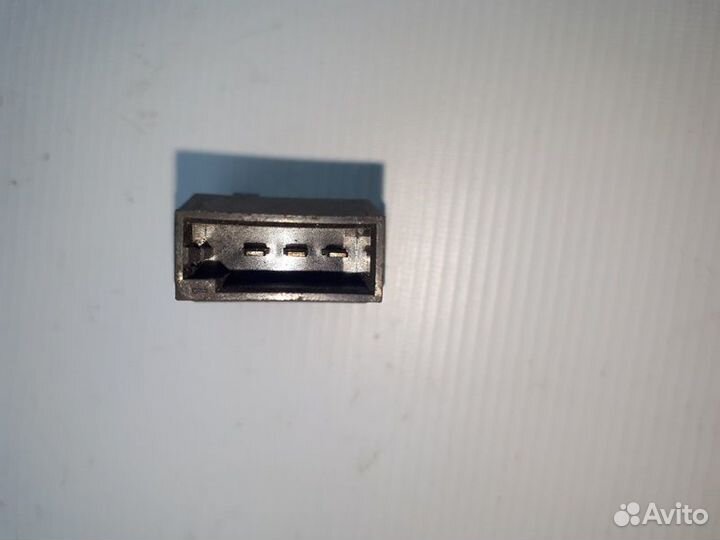 Выключатель, регулятор освещения приборной панели