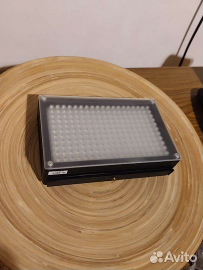 Накамерный видео свет LED209AS
