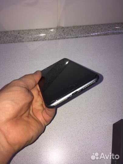 iPhone 8 Plus, 128 ГБ
