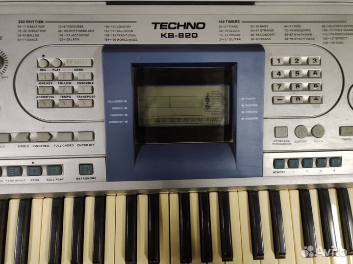 Синтезатор Techno