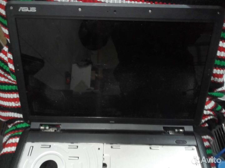 Матрица Asus P50IJ крышка в сборе с корпусом