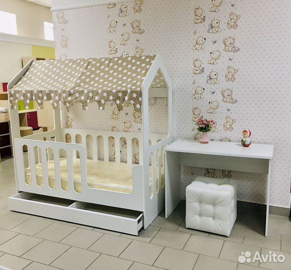 Кровать «Домик» с ящиком в г. Омске