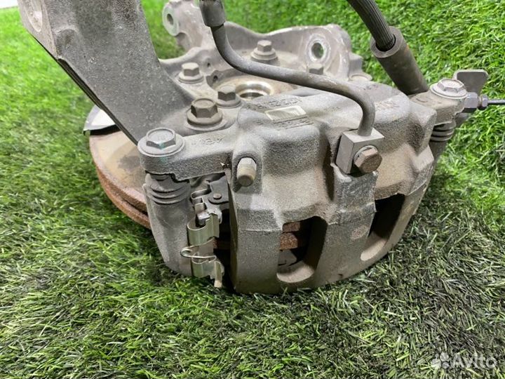 Ступица передняя правая Lincoln Mks LE duratec37