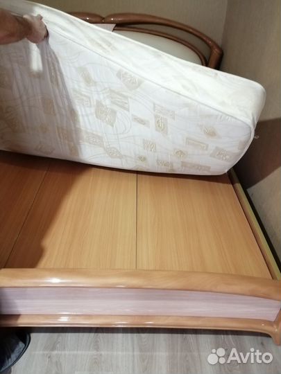 Кровать 2-х спальная б/у