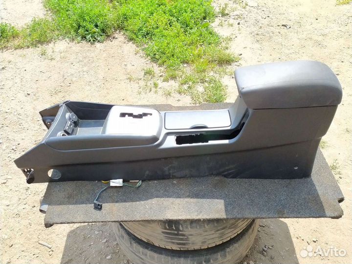 Подлокотник hyundai elantra HD