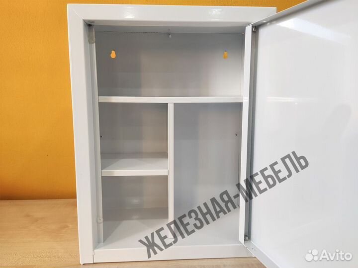 Аптечка настенная металлическая AMD-39