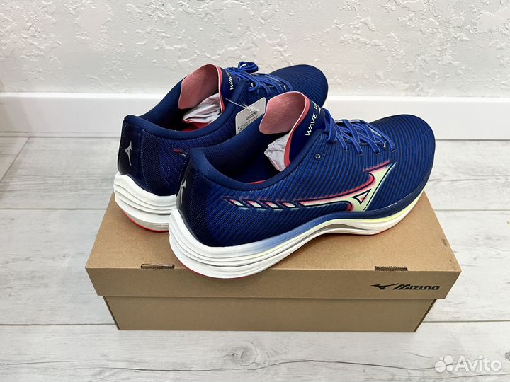 Кроссовки Mizuno Wave Rebellion новые