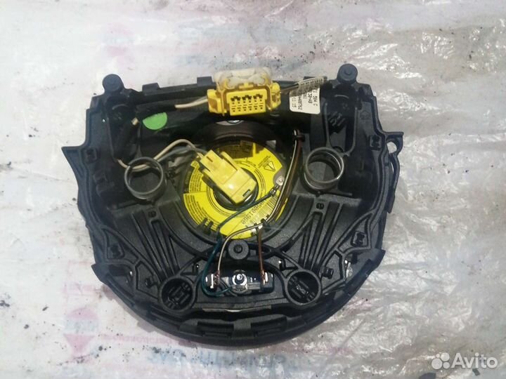 Подушка безопасности Volkswagen Passat B6