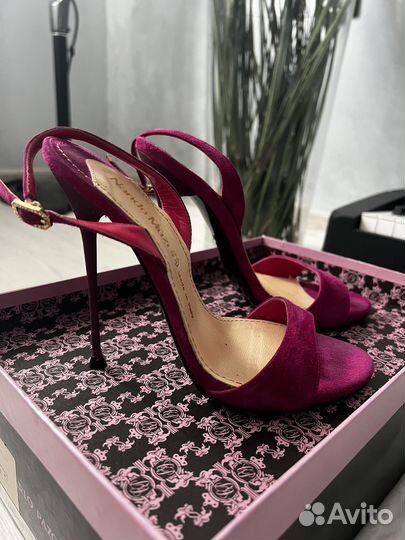 Босоножки женские