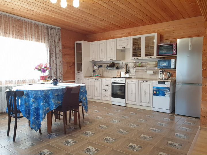 Дом 174 м² на участке 10 сот.