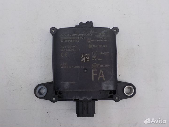 Датчик мертвой зоны Toyota Land Cruiser 200 2008