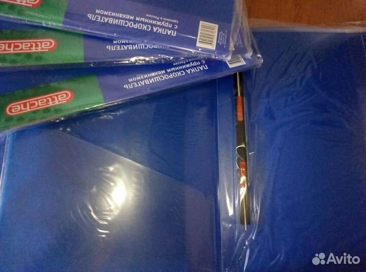 Папка скорошиватель с пружинным механизмом + зажим