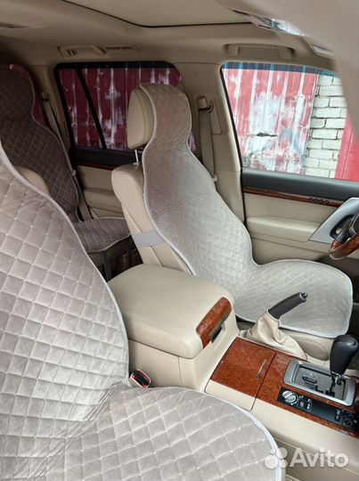 Автомобильные накидки и чехлы в наличии