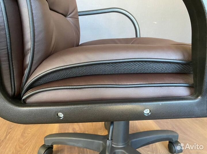 Компьютерное кресло от производителя