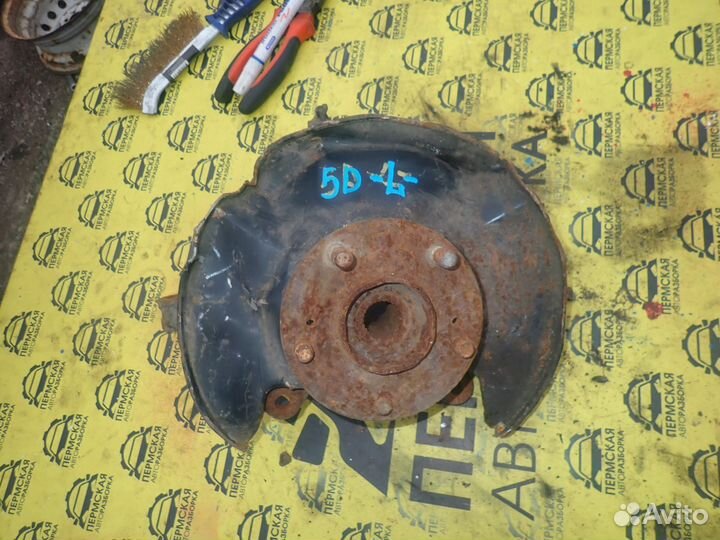 Кулак поворотный передний левый для Honda Civic 5D