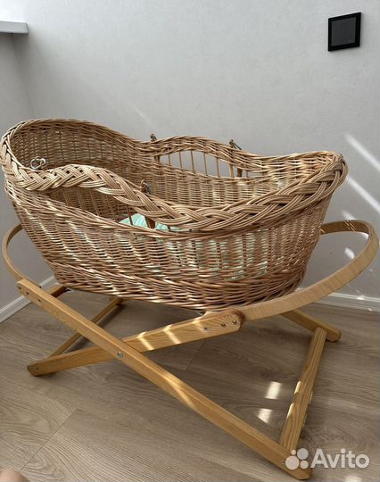 Люлька (колыбель) плетеная из ивовой лозы