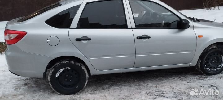 LADA Granta 1.6 МТ, 2015, 193 653 км