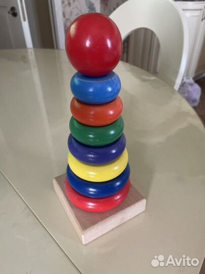 Деревянная пирамидка