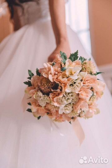 Свадебный букет невесты