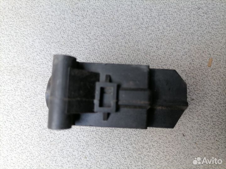 Клапан топливн.аппаратуры универсальн.XF329341AA