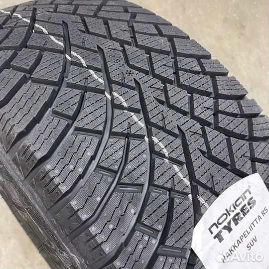 Nokian Tyres Hakkapeliitta R5 195/60 R16 89R