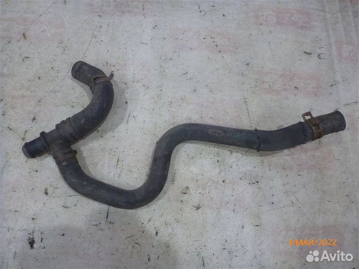 Патрубок системы охлаждения Land Rover Discovery