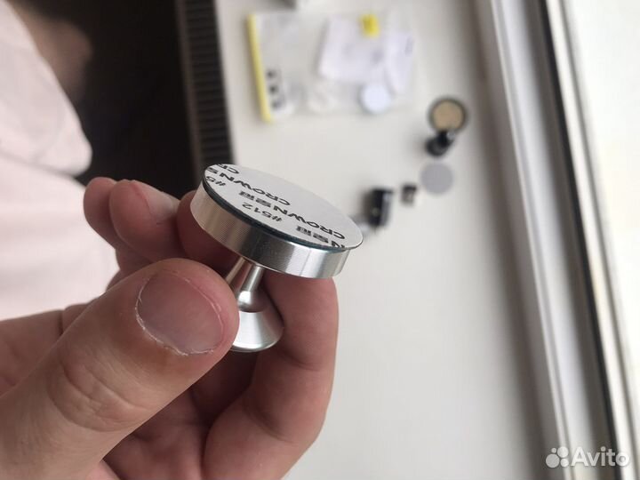 Магнитное крепление в авто для смартфона