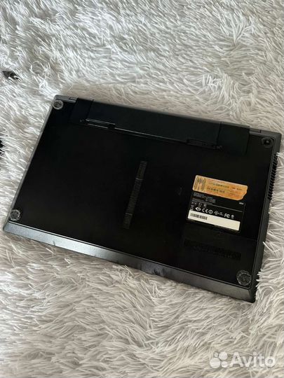 Ноутбук Samsung np305v5a