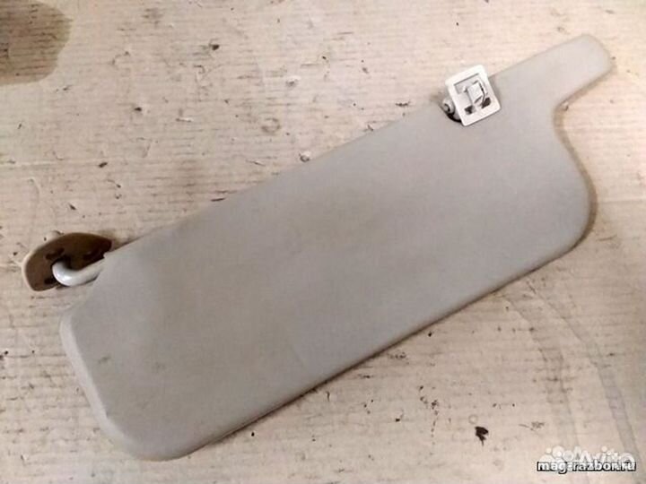 Козырек BYD F3 правый