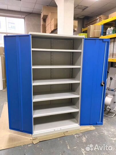 Шкаф металлический для инструментов